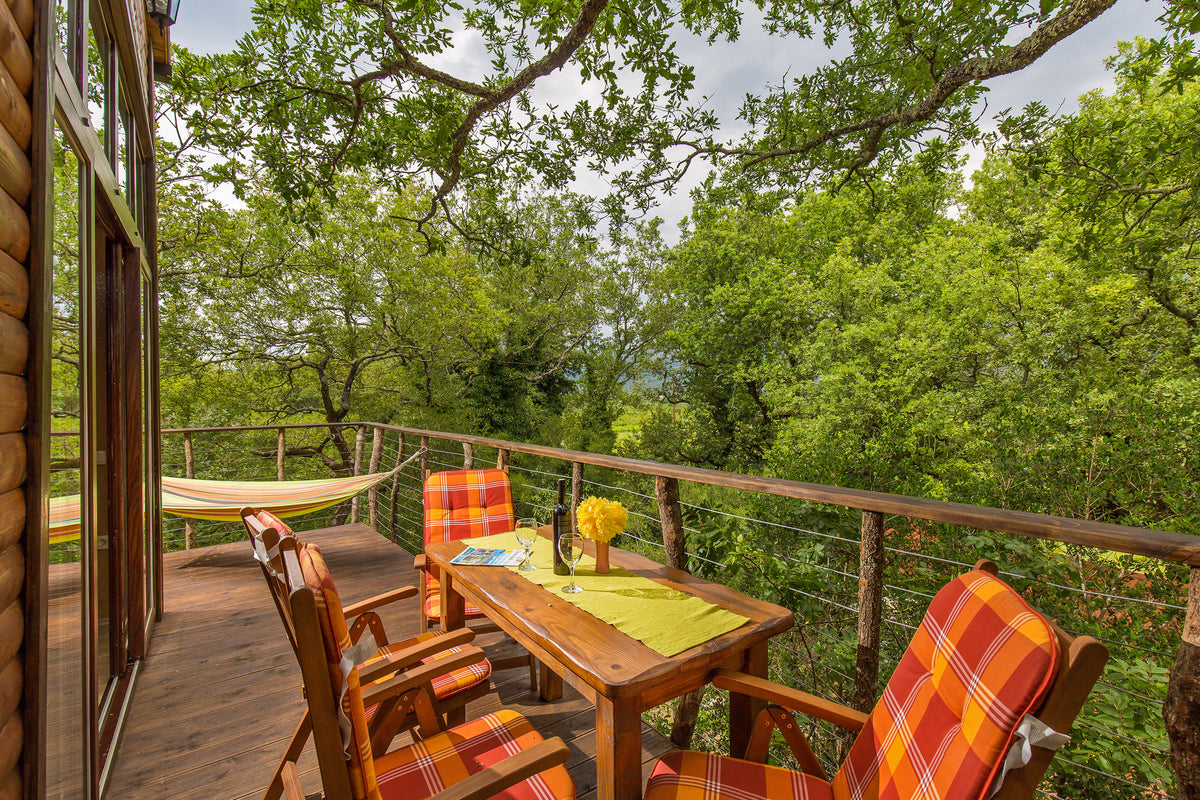 Cadmos Village Treehouse