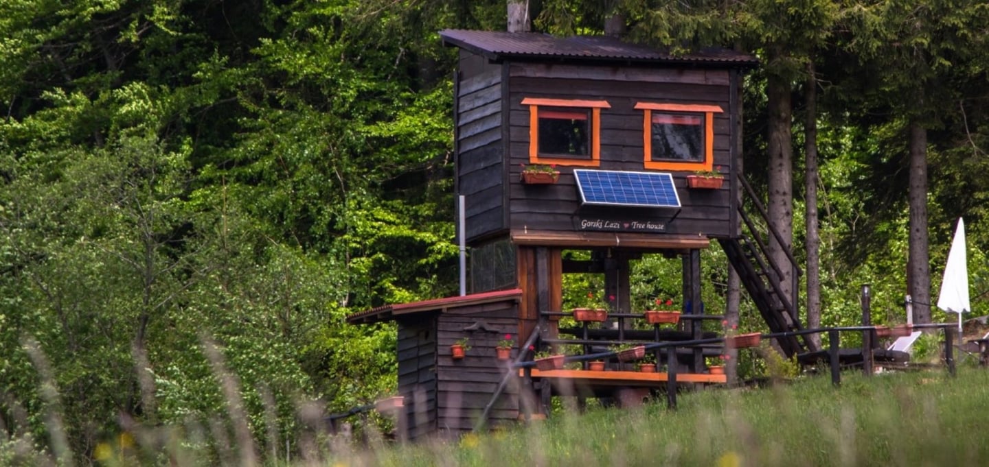 Gorski Lazi Treehouse view 1